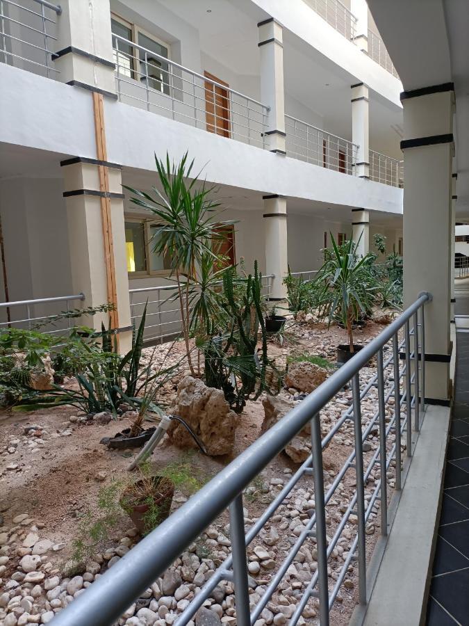 Tony'S Privy Beds By Red Sea Apartment Hurghada Exterior photo